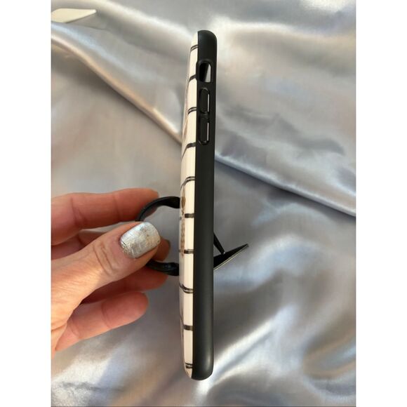 Loopy iPhone XS Phone Case Pineapple with Matching Microfiber Cover and Extra Su - Picture 4 of 7